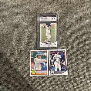 Dodgers Shohei Ohtani Lot (3)